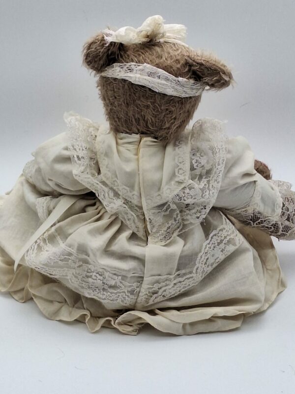ANNABELLE EN DENTELLES – Image 3