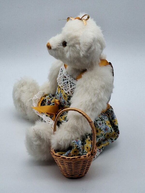 MADAME NOUNOURS VA FAIRE SES COURSES – Image 3